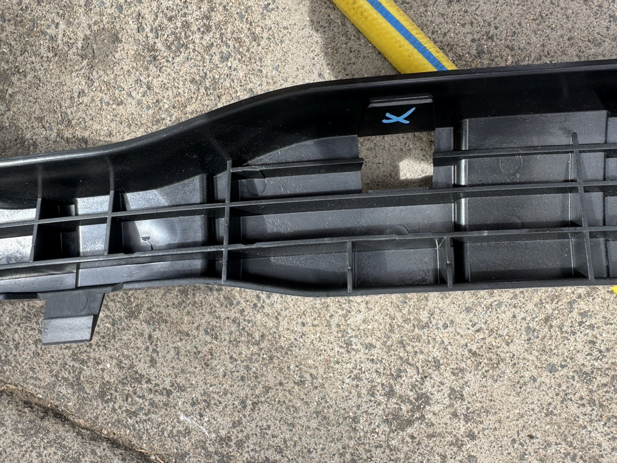 FORD Kuga St-line Hybrid 2019 - 2024 REAR BUMPER BRACKETS  LV4B-17B861-DJ