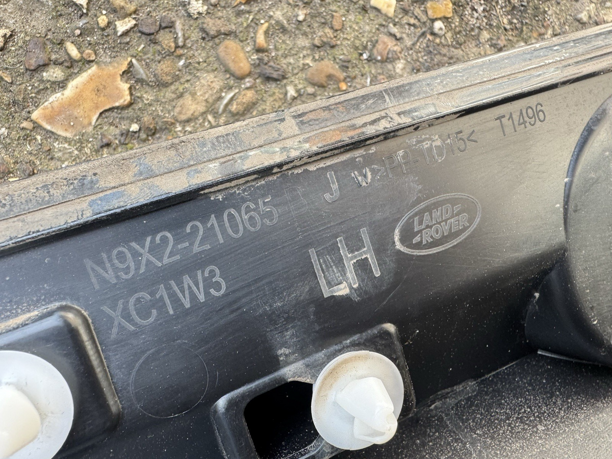 LH Land Rover Range Rover Sport L461 2022 list trim pintu depan N9X2-21065