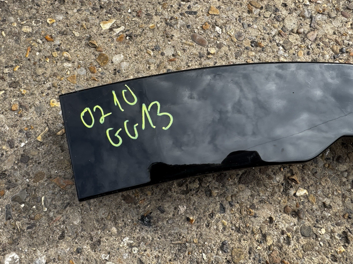 KIA EV3 WHEEL ARCH TRIM REAR LEFT GLOSS BLACK 2024-ON 87743-EV200