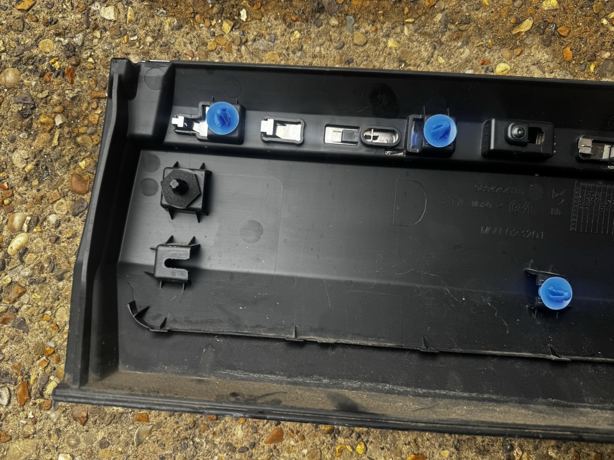 CITROEN DS4 II DOOR STRIP REAR RIGHT 2020on 9834754180