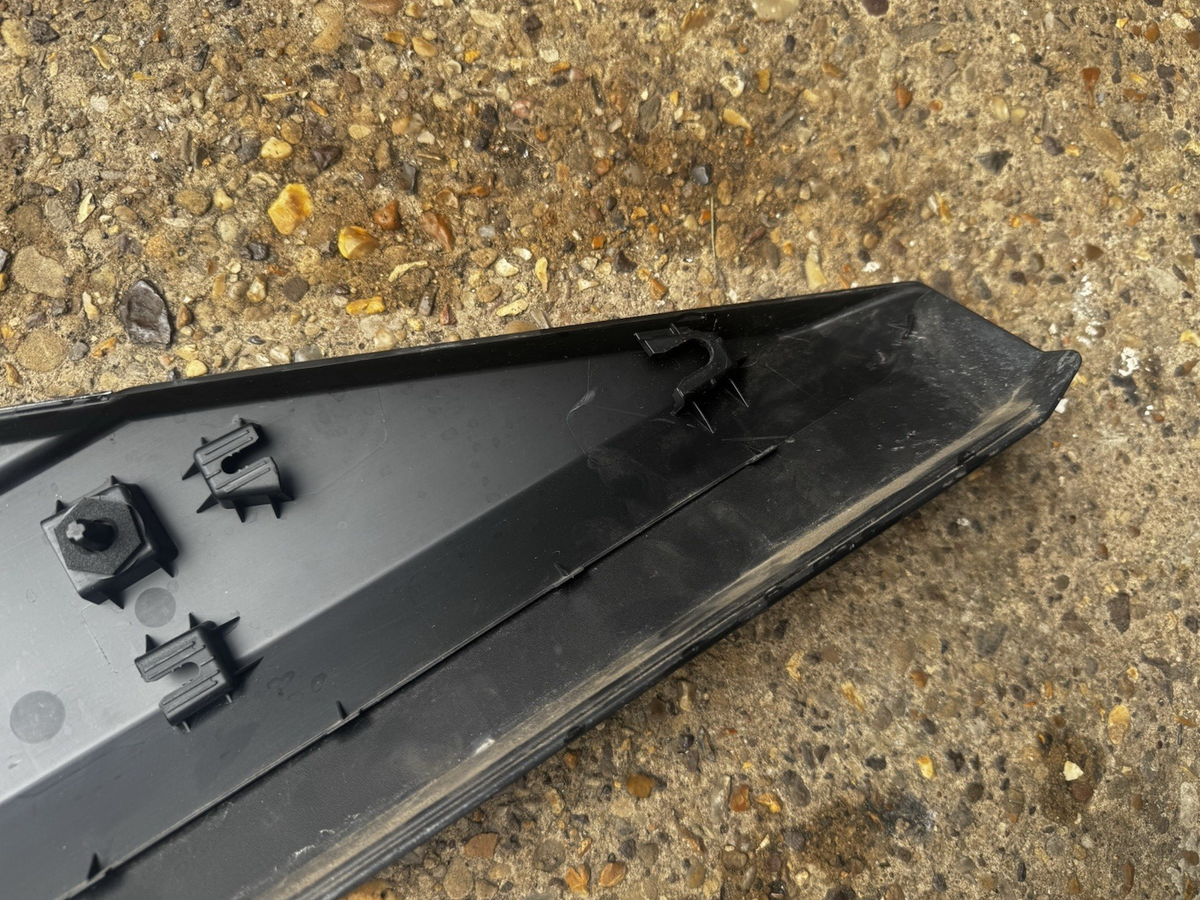 CITROEN DS4 II DOOR STRIP REAR RIGHT 2020on 9834754180