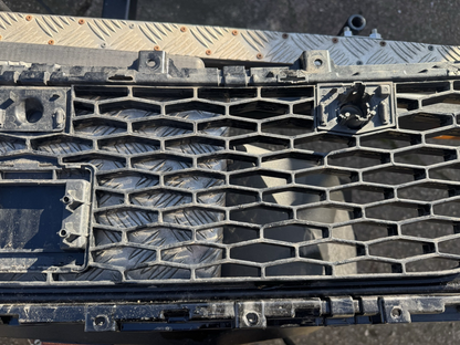 GRILLE BUMPER FRONT Land Rover DISCOVERY sport l550 mk72-17h750 2018on