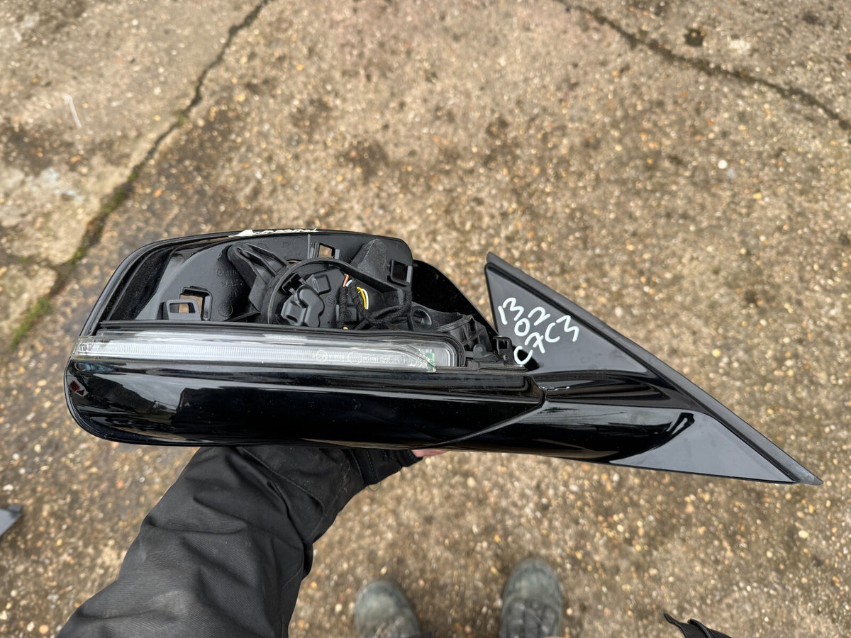 2020 BMW 1 SERIES F40 RIGHT SIDE DOOR WING MIRROR  7 PIN POWER FOLDING