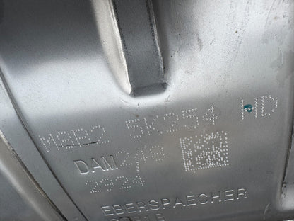 2024 L663 Land Rover Defender พักปลายท่อไอเสีย M8B25K254HD