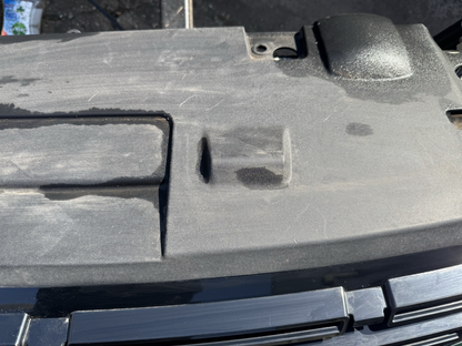 RANGE ROVER SPORT FRONT BUMPER Upper Grill 2022 on SUV GENUINE pn N9X2-8200-A
