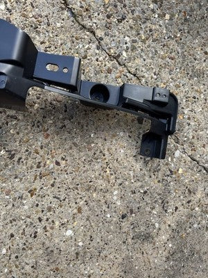 Giá đỡ cản sau chính hãng Land Rover Range Rover L460 M8E2-17B861-A