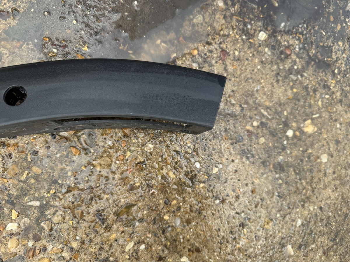 FORD EXPLORER EV CX740 2024-ON FRONT RIGHT WHEEL ARCH MOULDING PDC R2KB-16D238-A
