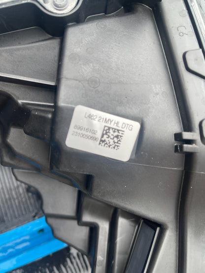 Genuine Land Rover Discovery V (L462) MY42-13W029-GB LED HIGH SPEC Right DAMAGED
