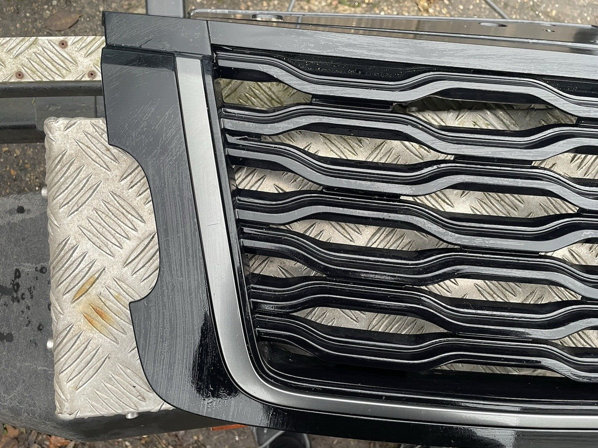 Gril Depan Gril Radiator JK5M-8A163 Range Rover SV Autobiography Dynamic L405