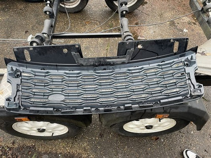 Gril Depan Gril Radiator JK5M-8A163 Range Rover SV Autobiography Dynamic L405