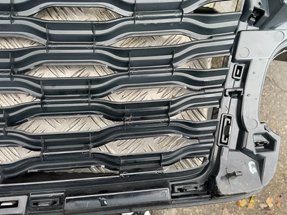 Gril Depan Gril Radiator JK5M-8A163 Range Rover SV Autobiography Dynamic L405