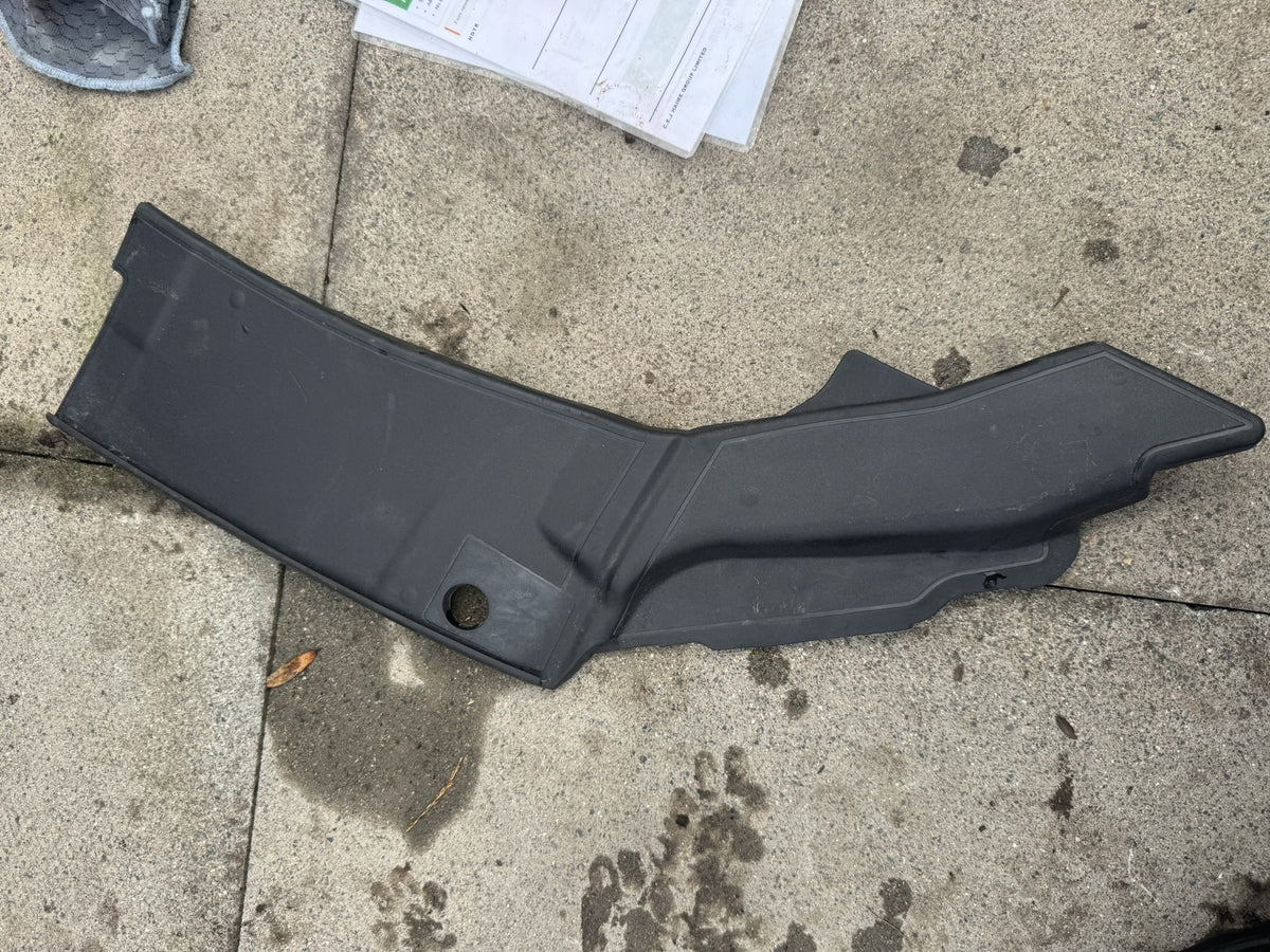 Audi A5 F5 B9 2017-2024 Front Right Headlight Cover Trim Panel 8W6 805 286 B