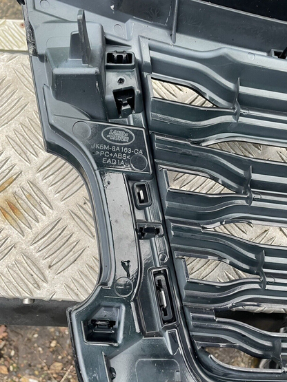 Gril Depan Gril Radiator JK5M-8A163 Range Rover SV Autobiography Dynamic L405