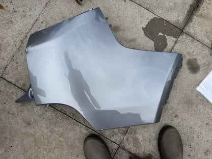Discovery Sport L550 2015-2019 Rear Bumper Right Corner FK72-17926-A Damaged