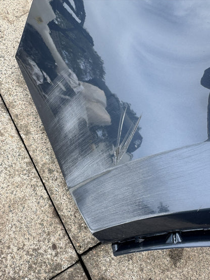 Volvo XC40 2018-on Rear Left Bumper Corner 31449336 Scratched Needs Respray