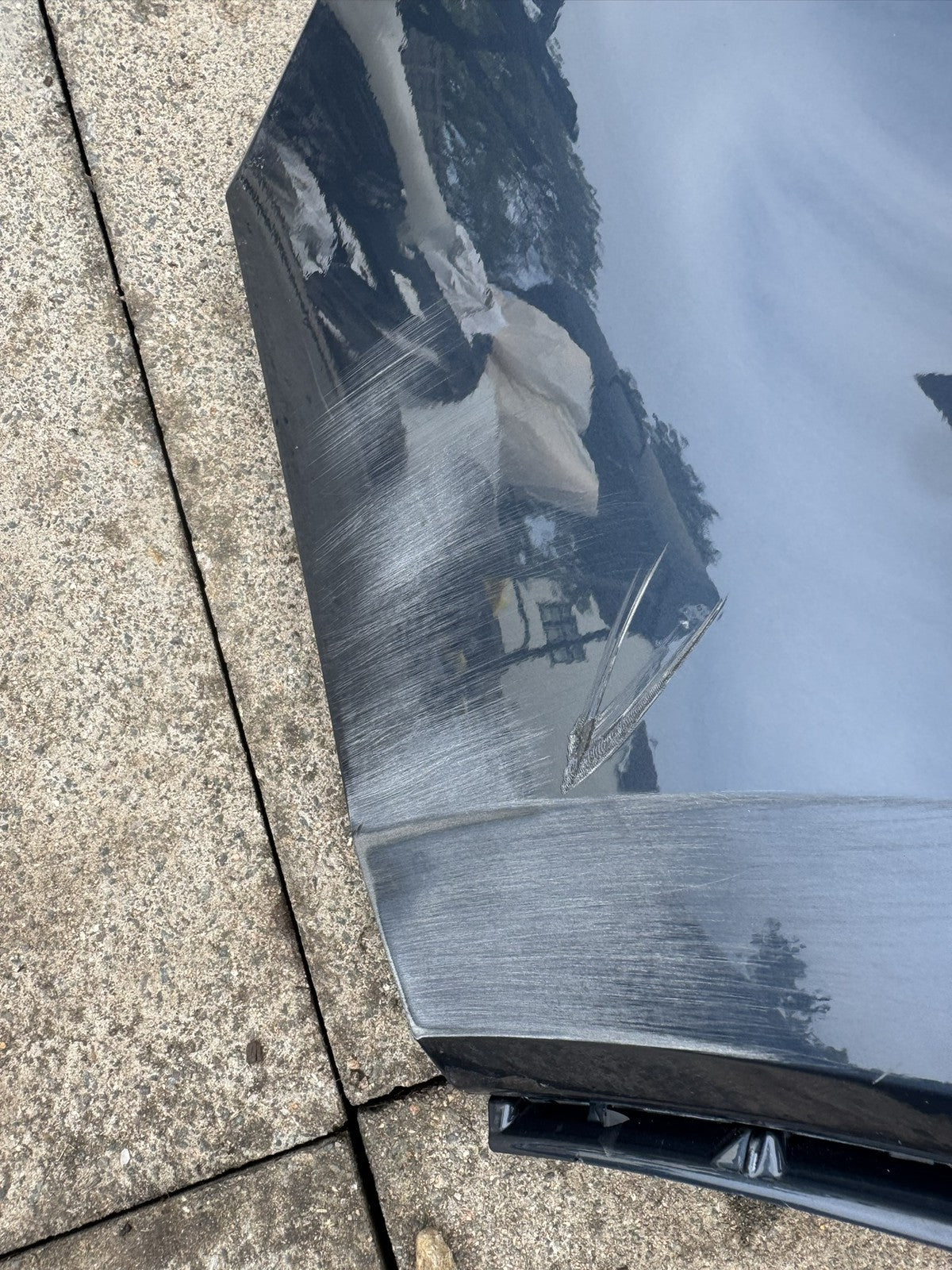 Volvo XC40 2018-on Rear Left Bumper Corner 31449336 Scratched Needs Respray