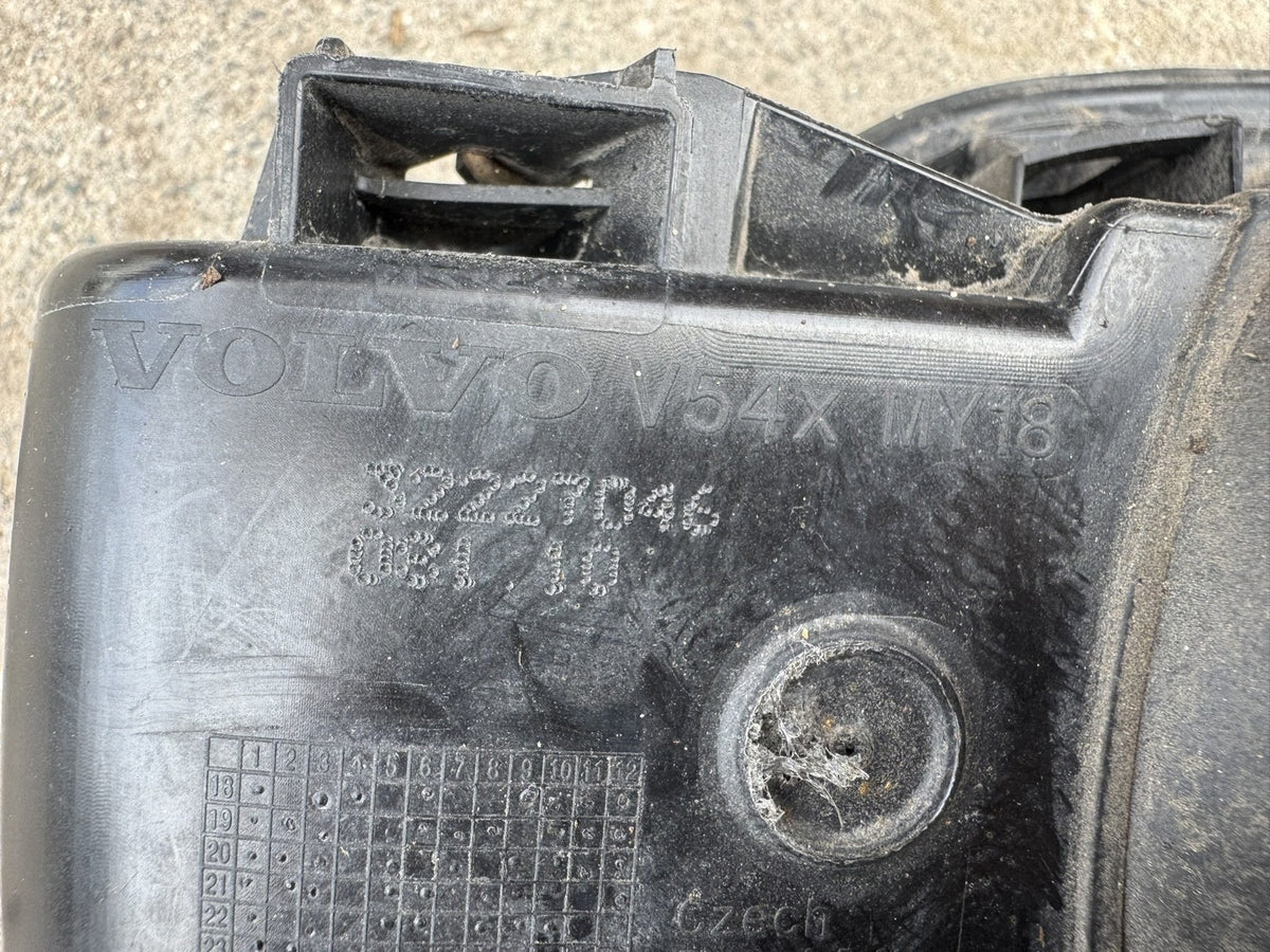 Volvo V90 S90 2017-on Fuel Filler Flap Housing Pocket & Lock Actuator 32227046