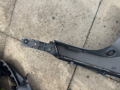 Volvo XC40 2018-on Rear Left Bumper Corner 31449336 Scratched Needs Respray