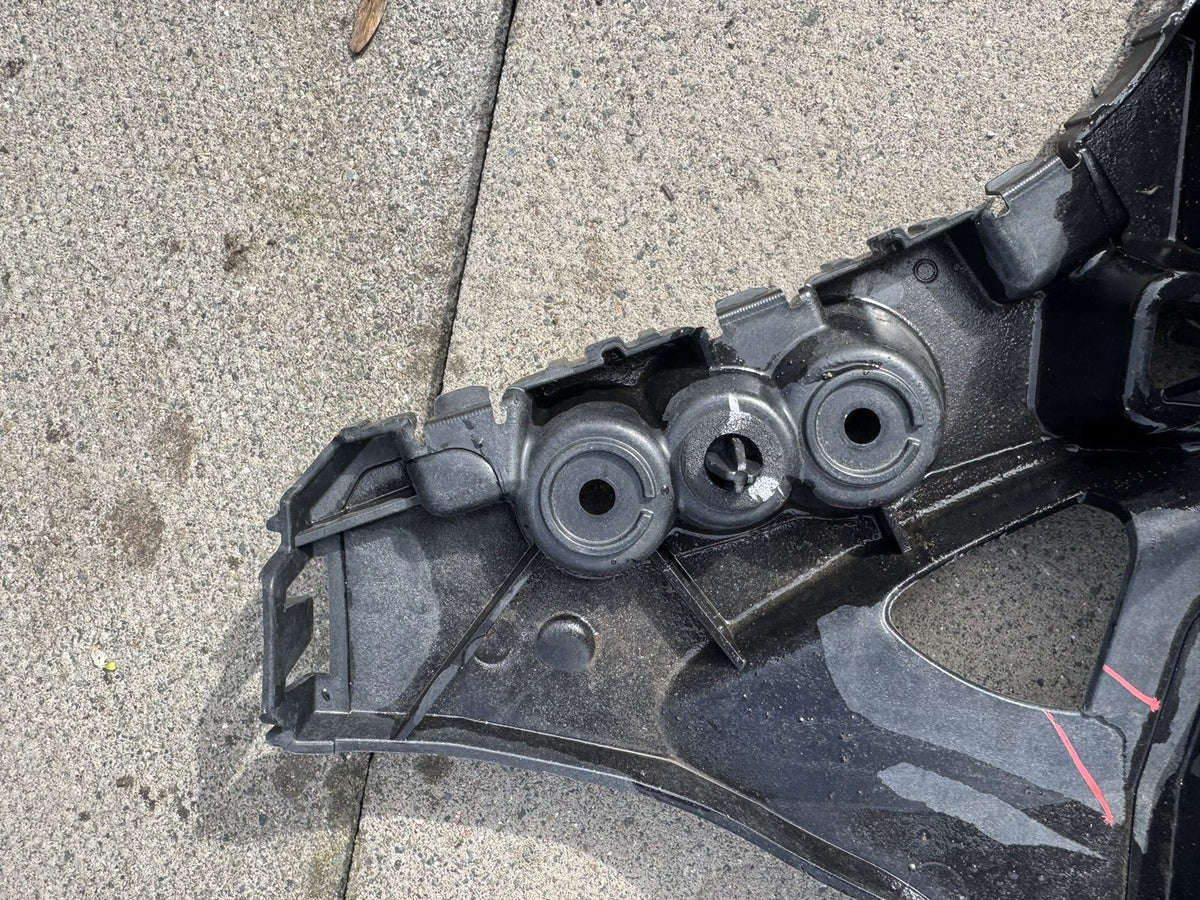 BMW 2 Series Gran Coupe F44 Rear Left Bumper Bracket Guide 51127477435 Cracked