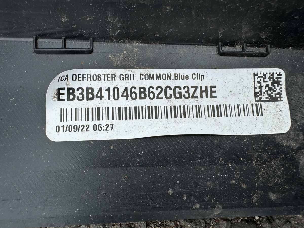 2023 FORD RANGER ỐP CỬA GIÓ SẤY KÍNH TAPLO EB3B41046B62CE3ZHE 2016 trở đi