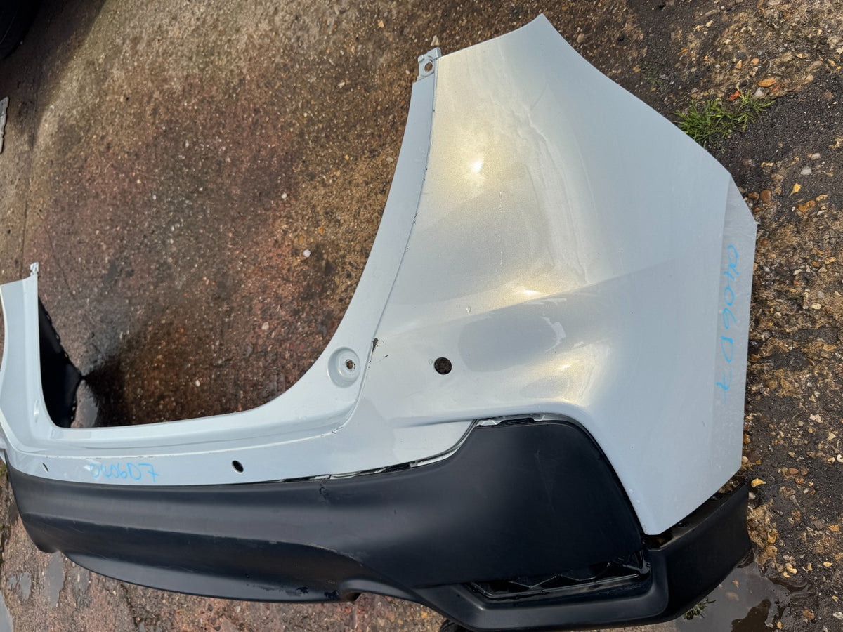 REAR BUMPER HONDA Jazz 71505TZA910 IV SERIES 2022 DAMAGED