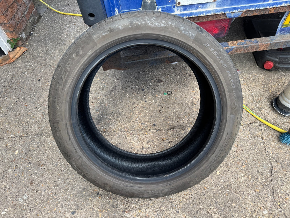 245 45 20 103W Pirelli P Zero BMW⭐5mm 수리 이력 없음