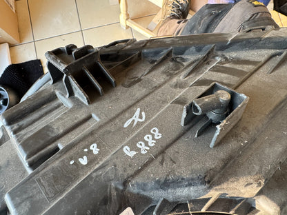 HYUNDAI TUCSON 2015-2018 RIGHT SIDE GENUINE HEADLIGHT 92102-D7110 SPARES/REPAIR
