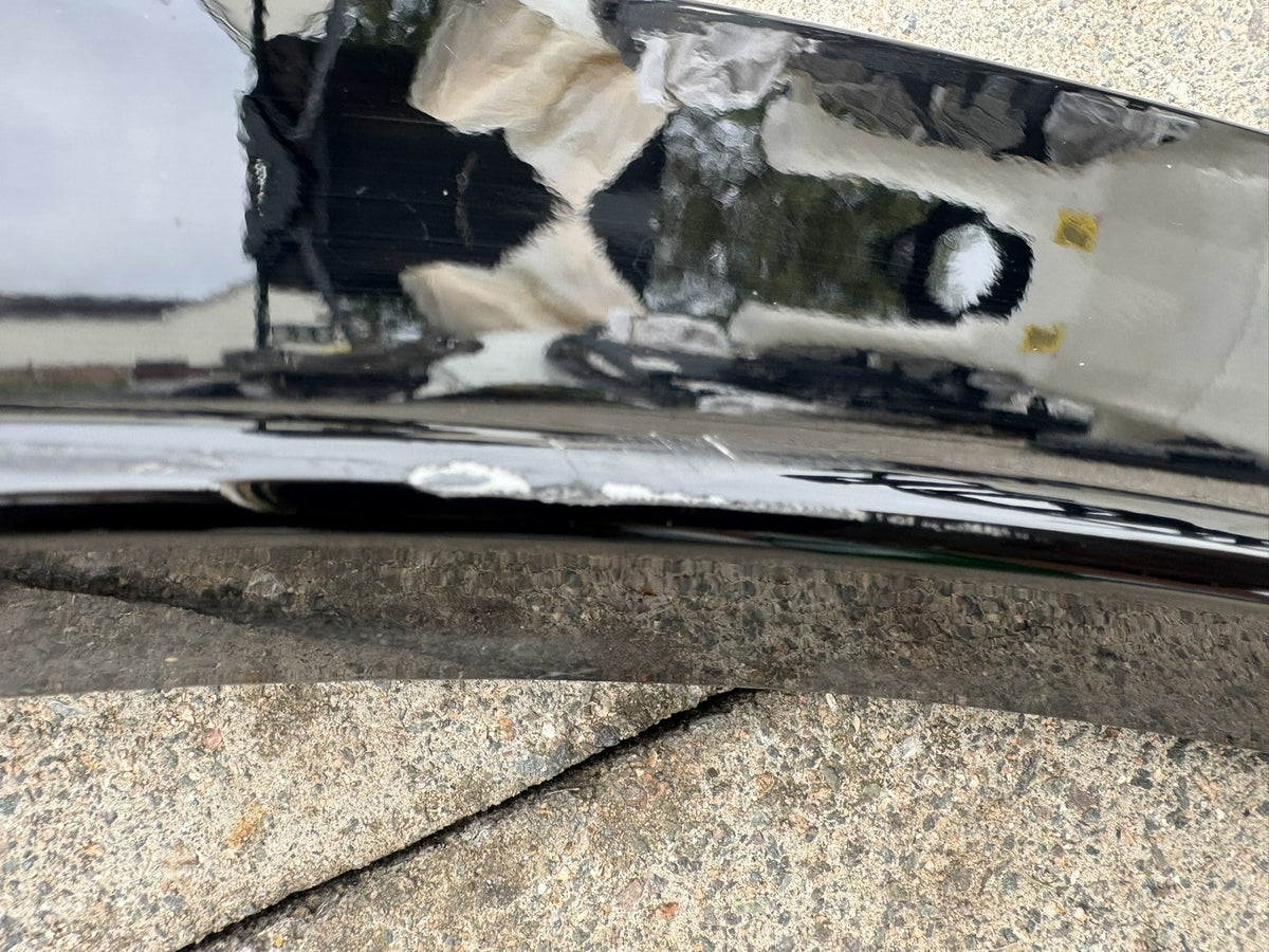 Land Rover Discovery Sport L550 Front Right Arch Trim LK72-16A074-BE Scratched