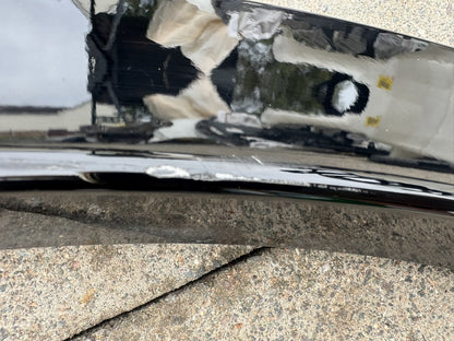 Land Rover Discovery Sport L550 Front Right Arch Trim LK72-16A074-BE Scratched