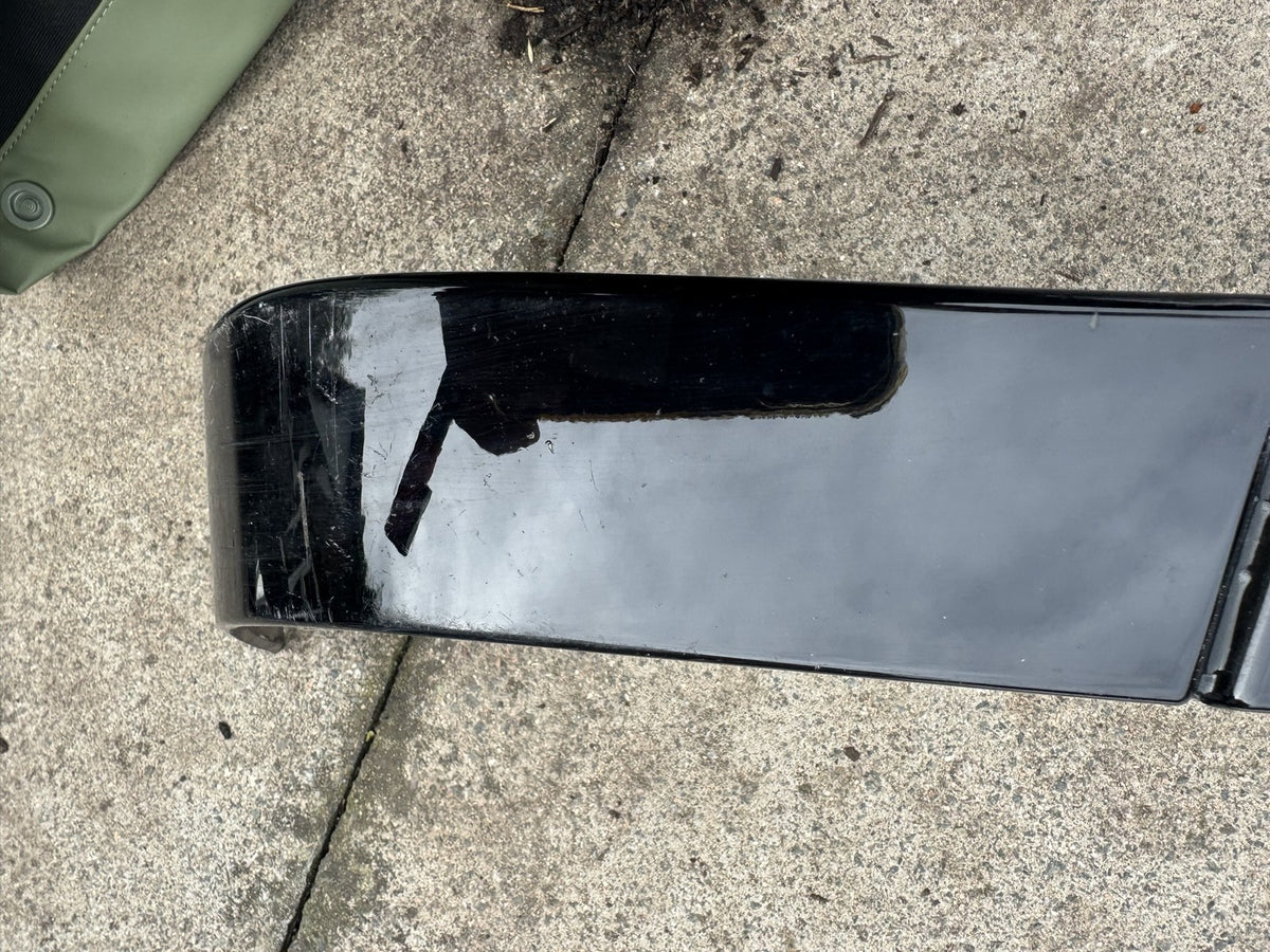 Land Rover Discovery Sport L550 Front Right Arch Trim LK72-16A074-BE Scratched