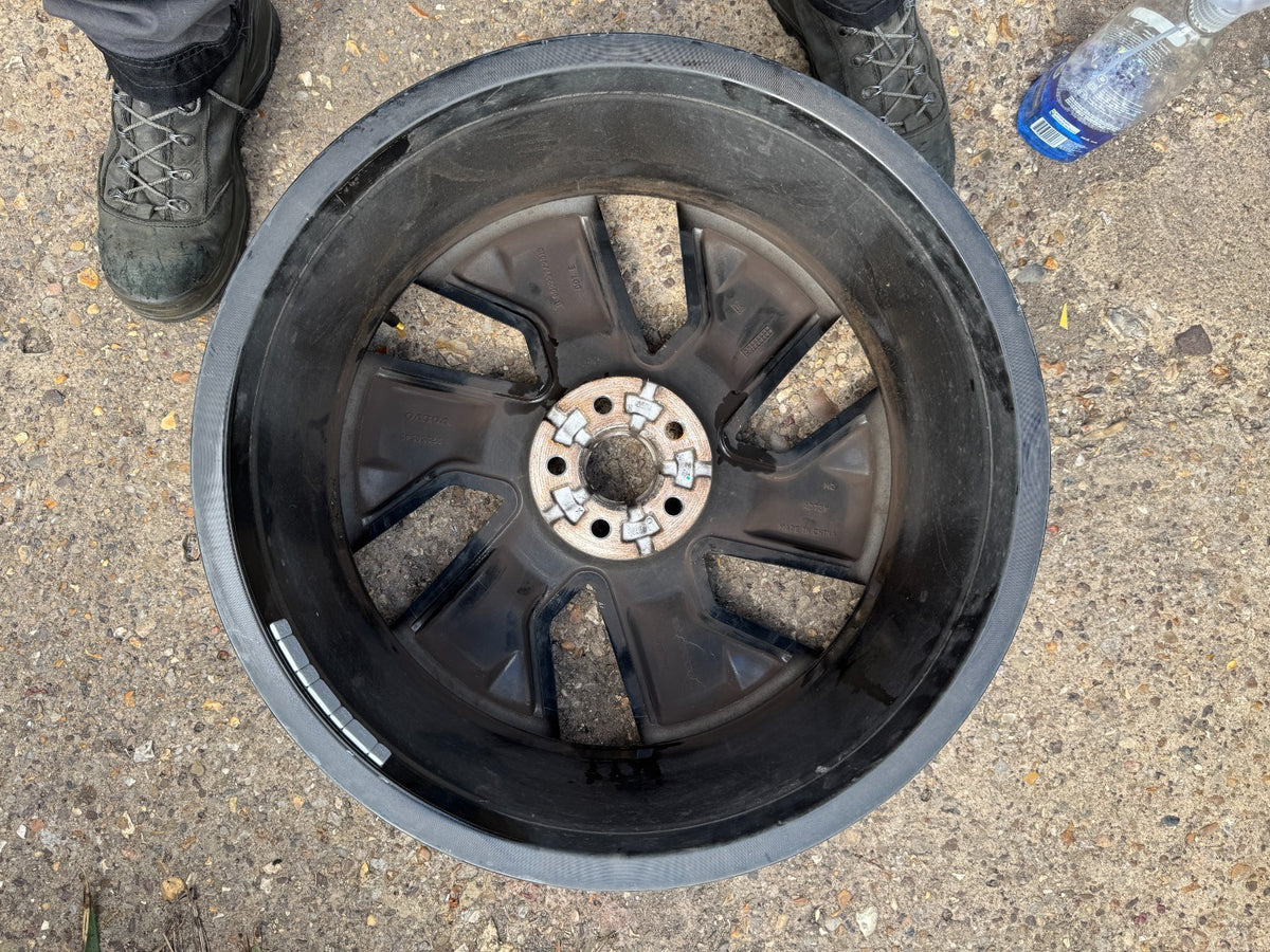 VOLVO XC60 ALLOY WHEEL 32358543 8JX20