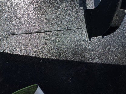 Evoque Disco Sport Velar Jaguar RH Mirror Cap Scratched/Broken Clip