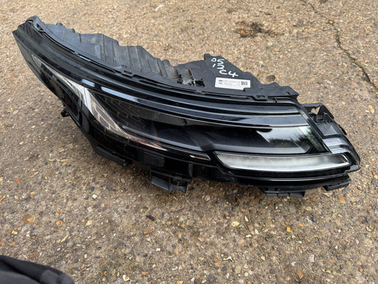 19-ON RANGE ROVER EVOQUE L551 FRONT RIGHT LOW HEADLIGHT M8D213W029AB DAMAGED