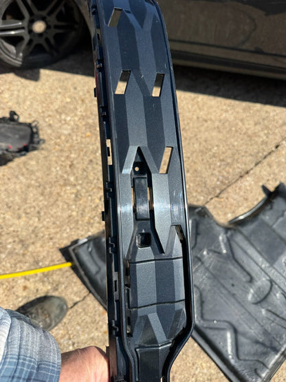 KIA E NIRO 2022-ON FRONT BUMPER RADIATOR GRILLE TRIM 86371-AO000