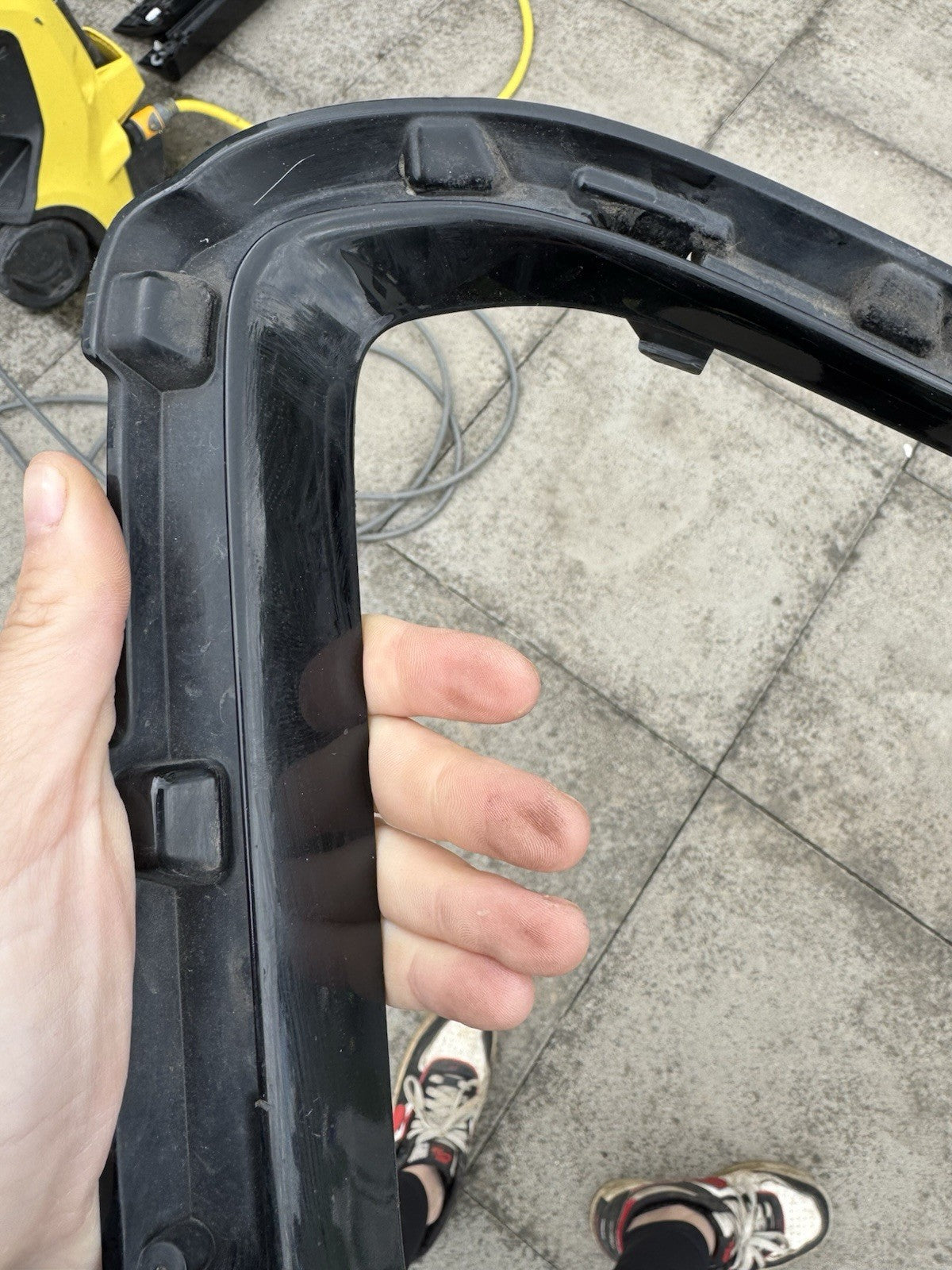 กรอบกระจังหน้ากันชนหน้าซ้าย Range Rover Sport แท้ รหัสพาร์ท JK62-17F909-AB