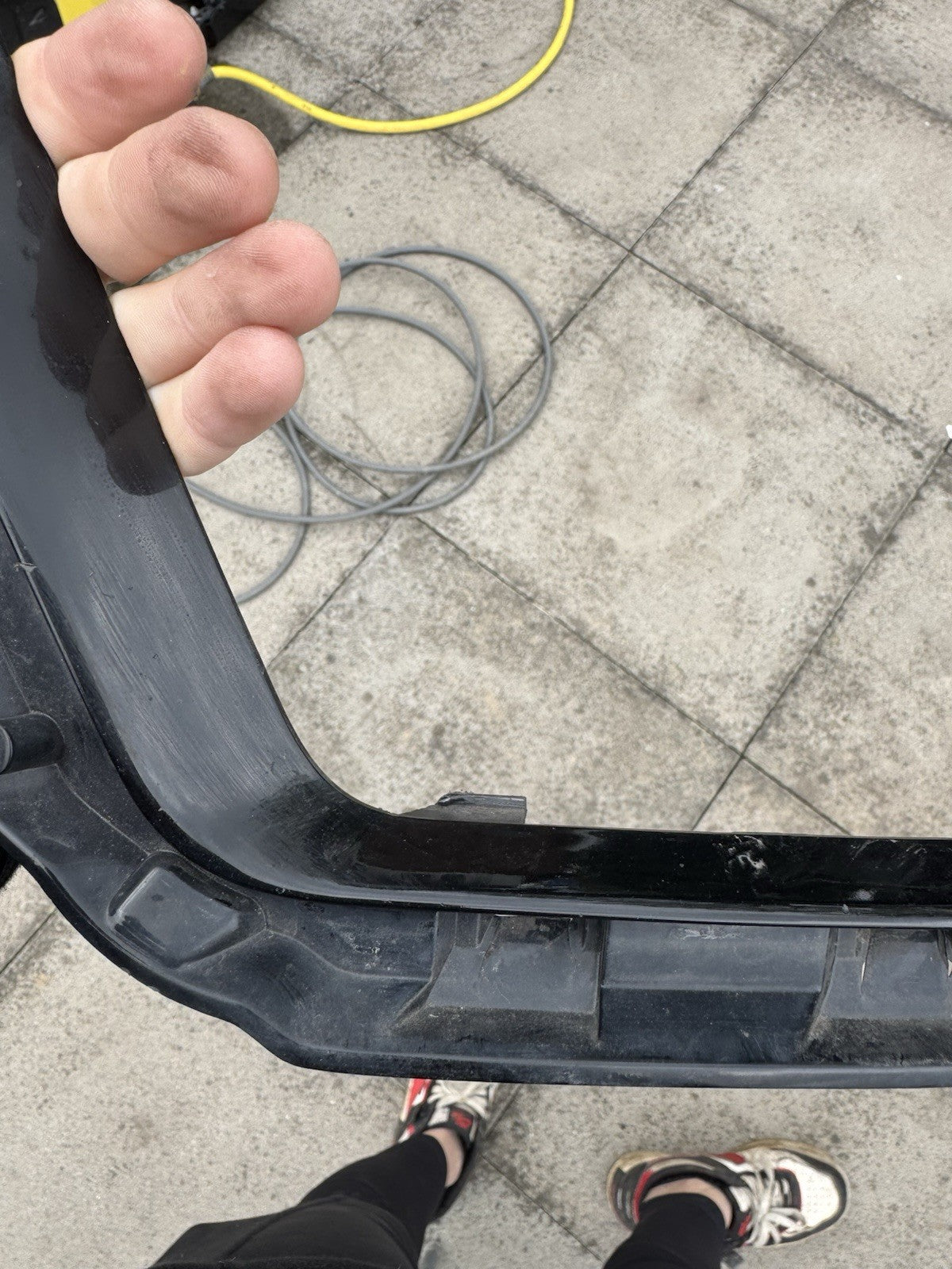 กรอบกระจังหน้ากันชนหน้าซ้าย Range Rover Sport แท้ รหัสพาร์ท JK62-17F909-AB