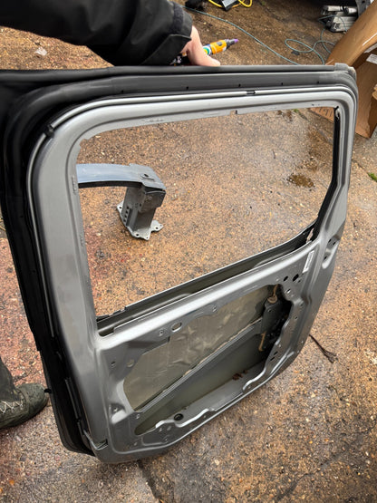 FRONT DOOR LEFT FOR JEEP WRANGLER