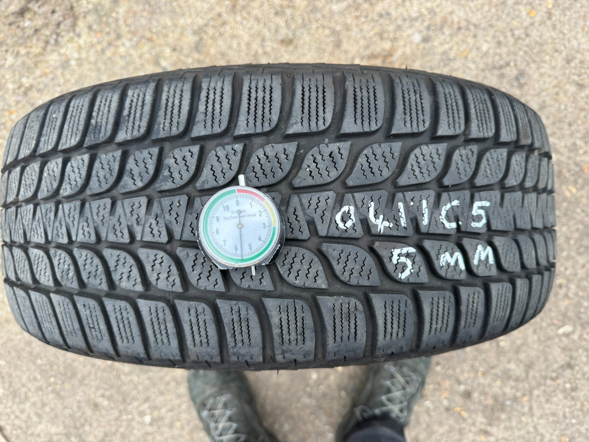 BRIDGESTONE 195 55 16 (87H) TYRE BLIZZAK LM-25 5mm 2013
