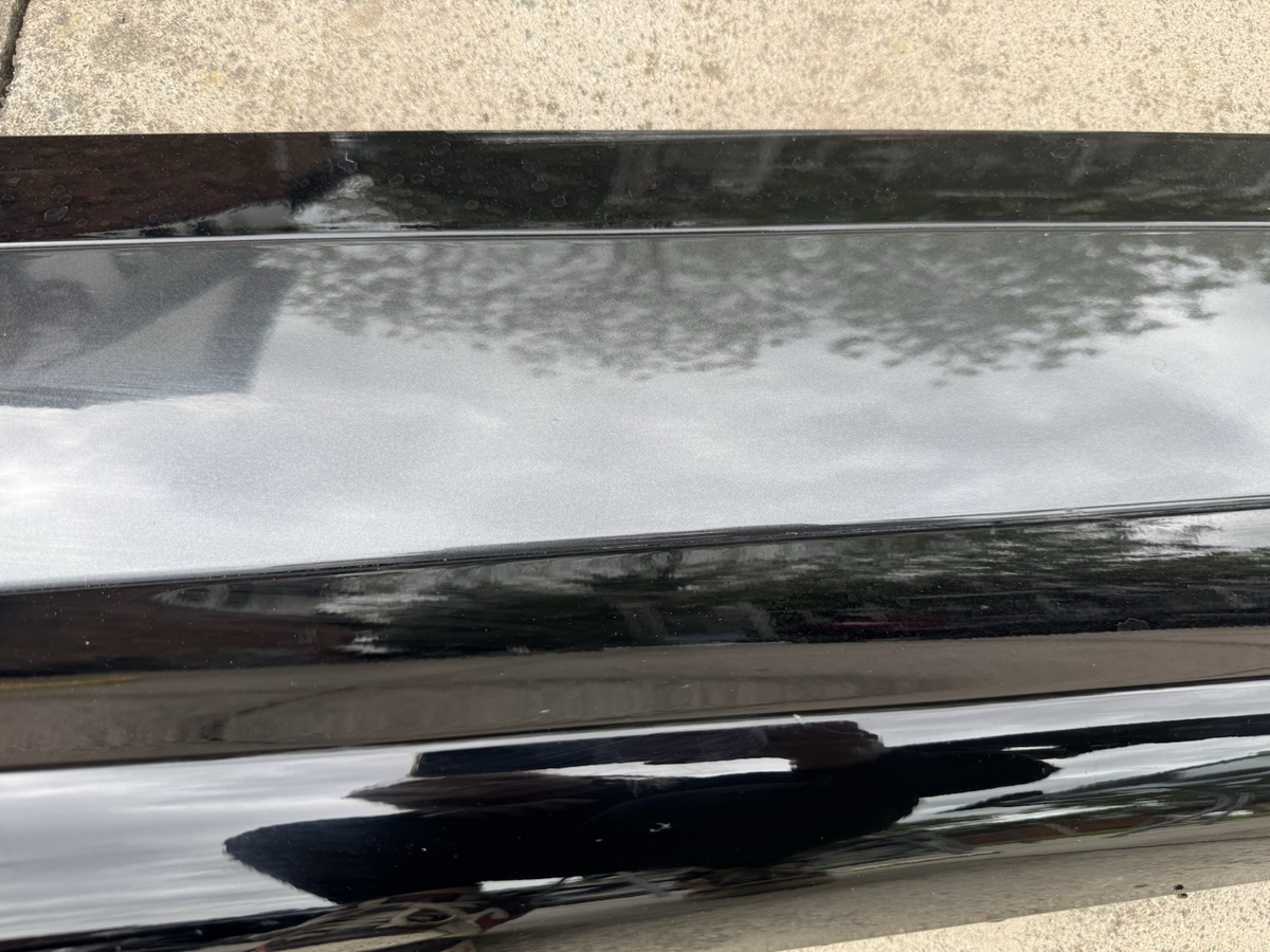 Range Rover Evoque L551 右前下車門飾條 2019 ON K8D2-21064-C