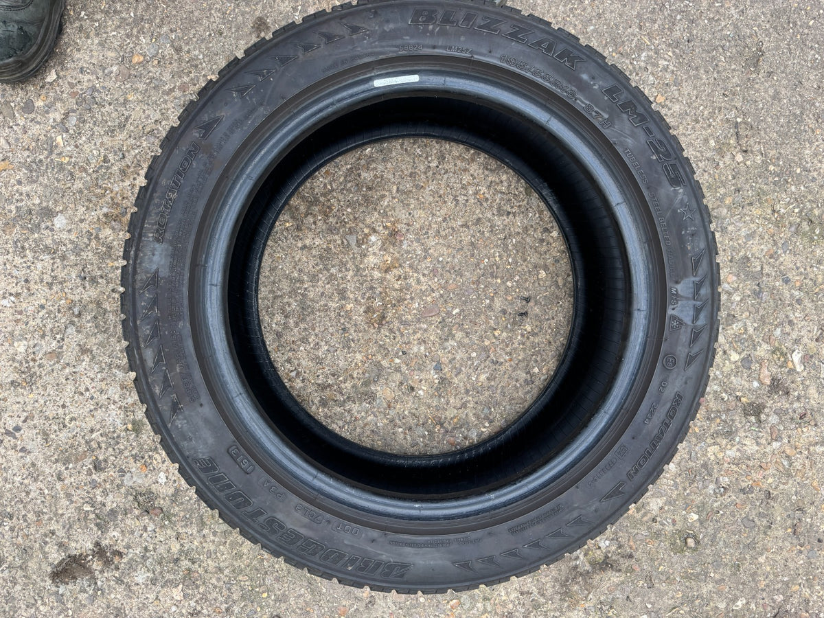 BRIDGESTONE 195 55 16 (87H) TYRE BLIZZAK LM-25 5mm 2013