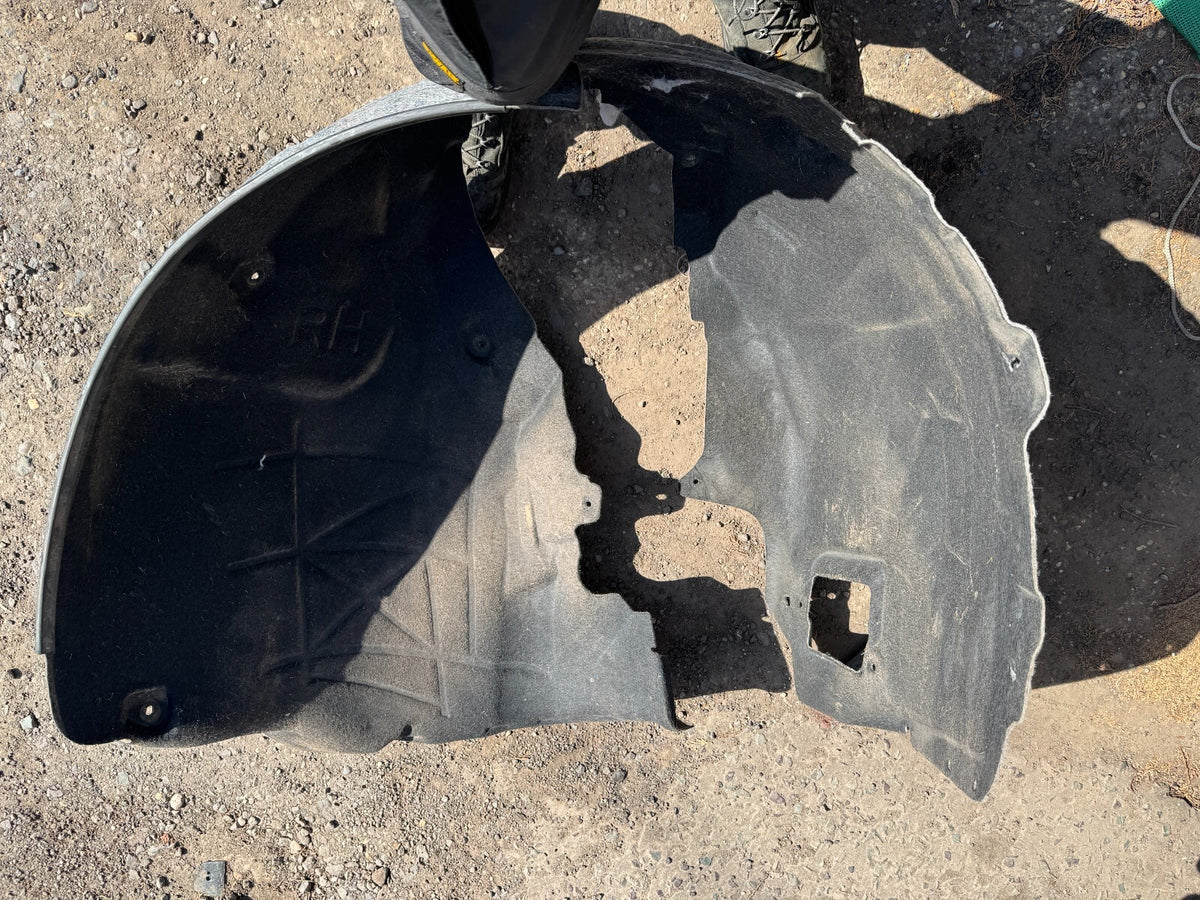 Range Rover wheel arch splash guard liner unknown model Right Side