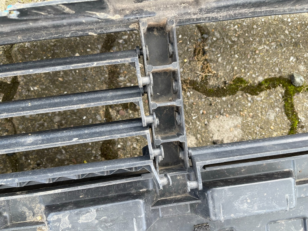 Ford Mondeo mk5 2014 Front Frame Bare Unit With Defects