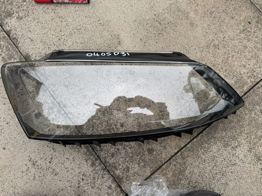 Volkswagen Jetta 11-18 Headlight Headlamp Lens Cover Right