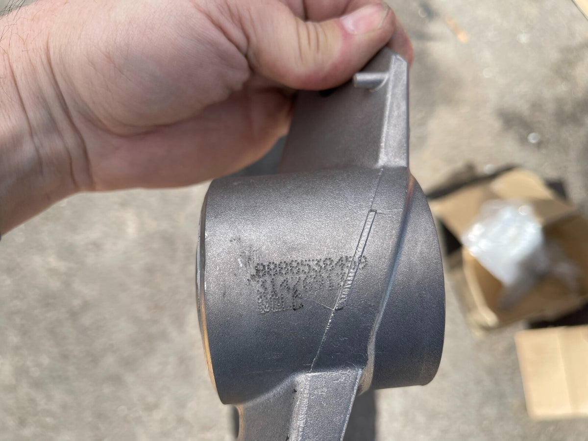 OEM VOLVO XC40 STOSSDÄMPFERLAGER HINTEN LINKS OBEN 31476913 ORIGINAL