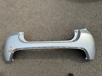 GENUINE TOYOTA YARIS 2020 2021 2022 PUTIH BUMPER BELAKANG 52159-K0030/40