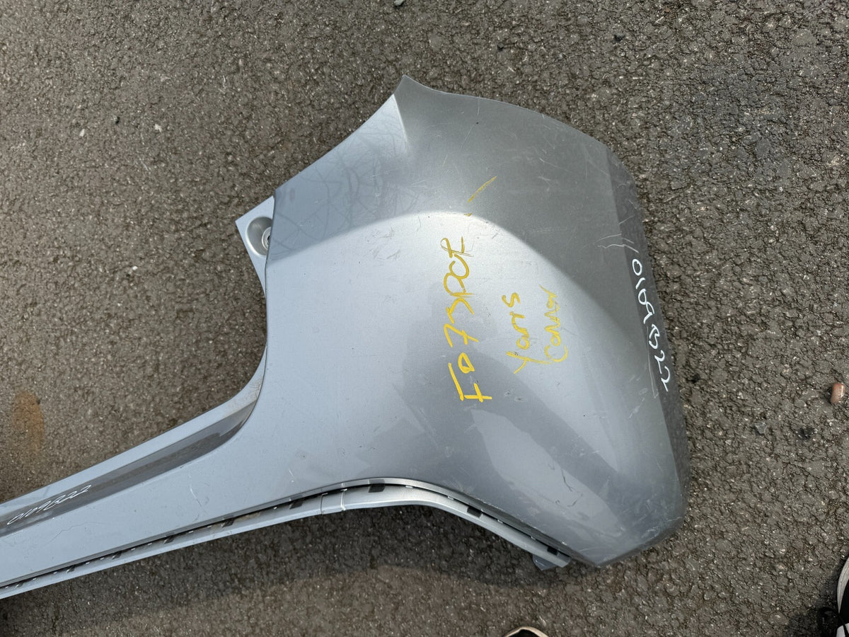 GENUINE TOYOTA YARIS 2020 2021 2022 PUTIH BUMPER BELAKANG 52159-K0030/40