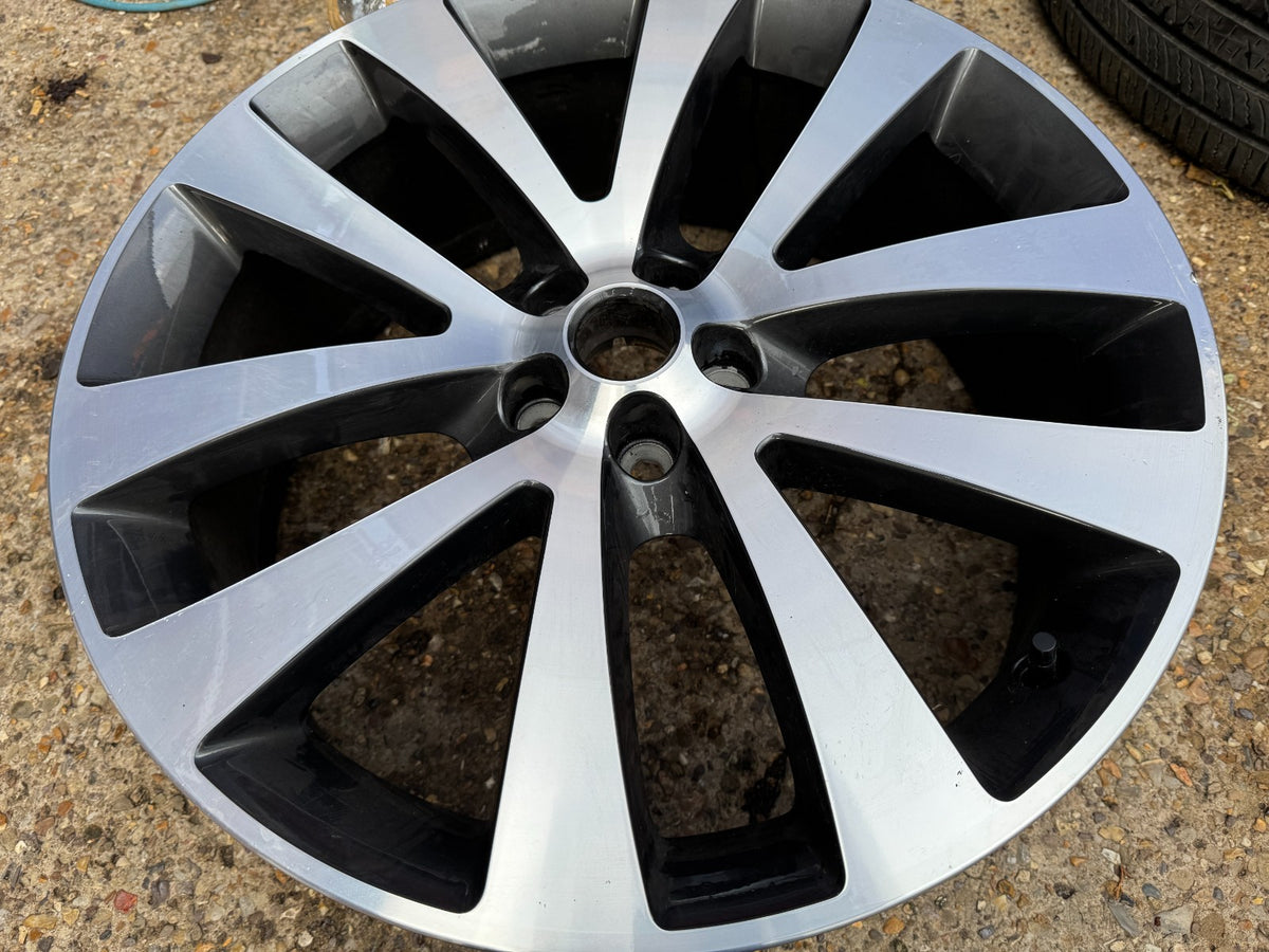 2024 LAND ROVER RANGE ROVER EVOQUE DIAMOND CUT ALLOY WHEEL 21" 8J et40