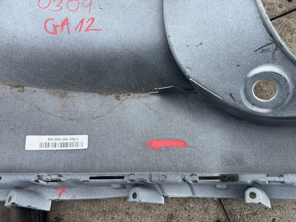Volvo XC40 2018-2026 Rear Right Bumper Corner 31449337 White Damaged Spares
