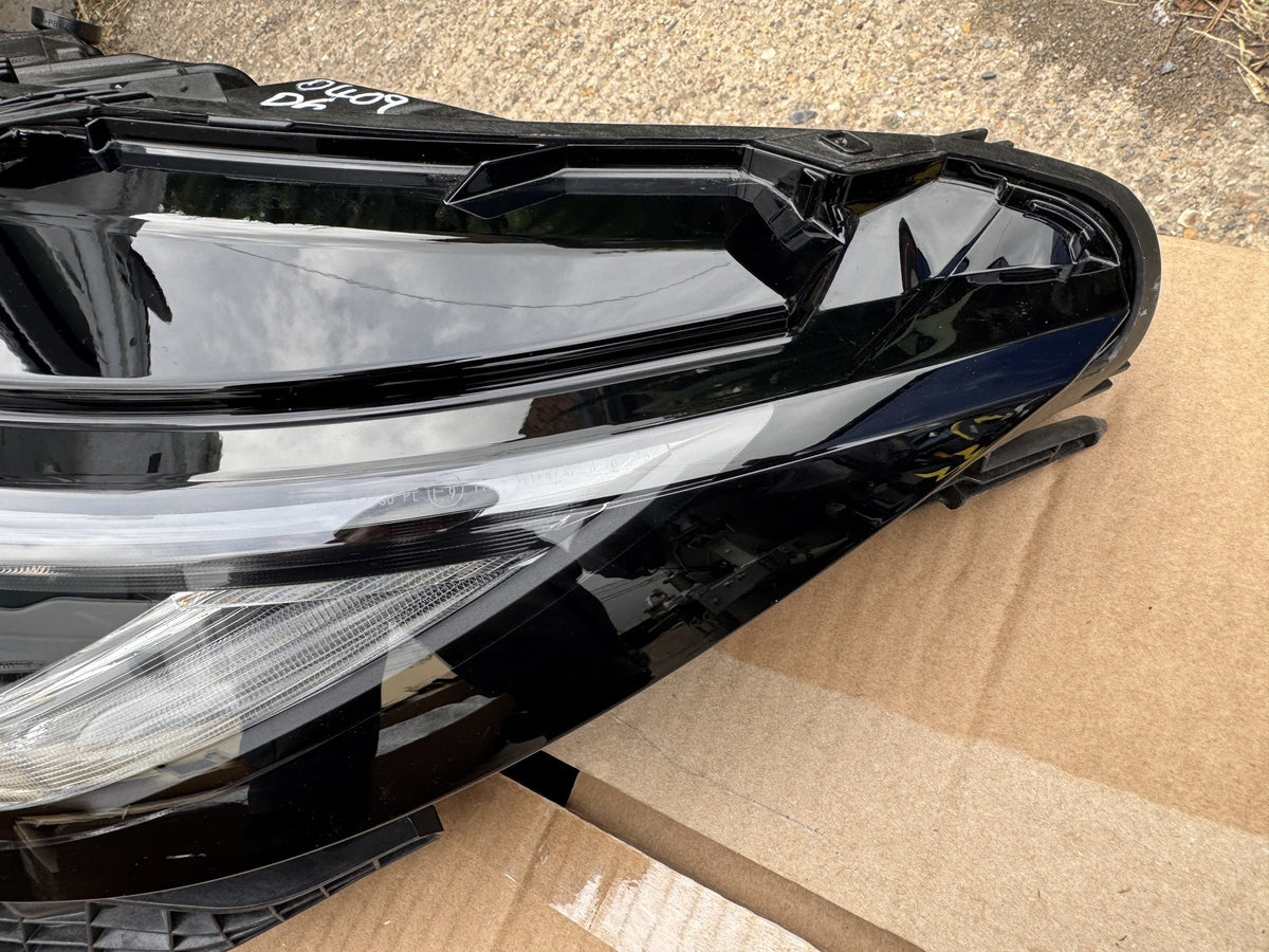Range Rover Sport L461 Left Pixel LED Headlight N9X2-13W030-DK 2023-2026