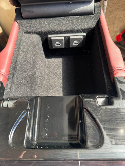 2024 Range Rover L460 Rear Console Armrest Media Touchscreen m8e2672b20